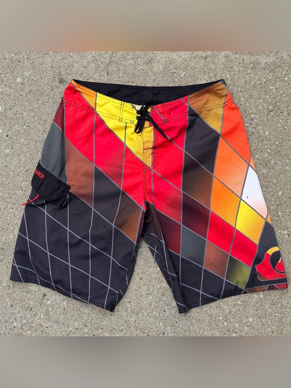 Vintage Y2K Quiksilver  diamond panel board shorts boardies surf skate striped